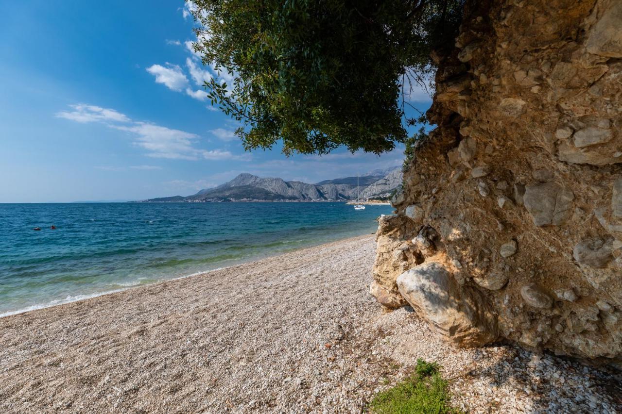 Urban Edge - Beach Apartments Omiš Exterior foto